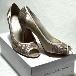 Gold Jeweled 3” Heels - Size 7